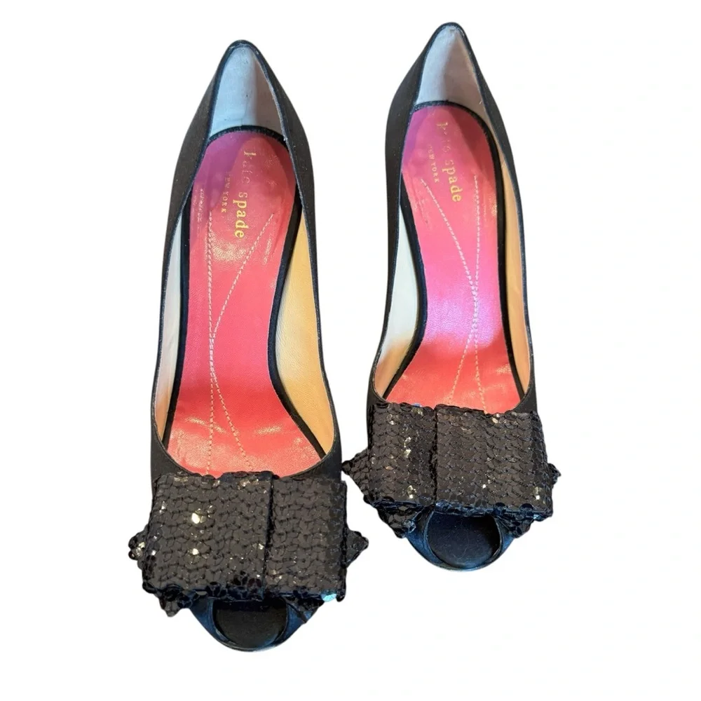 Kate Spade New York Black Satin Sequin Bow Accent Pump Heel Size 7 EUC